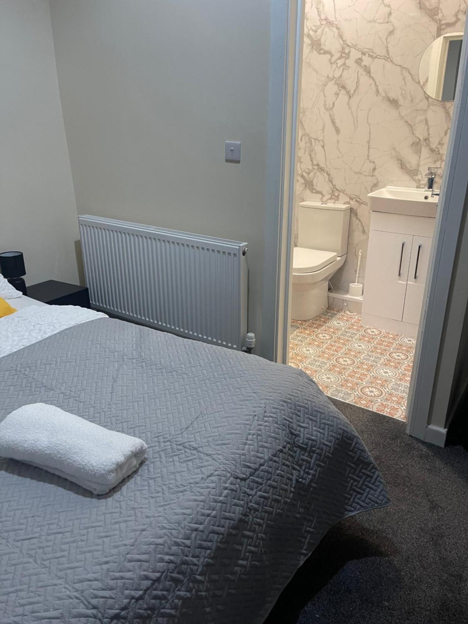Madonna Villa Birmingham Exteriér fotografie